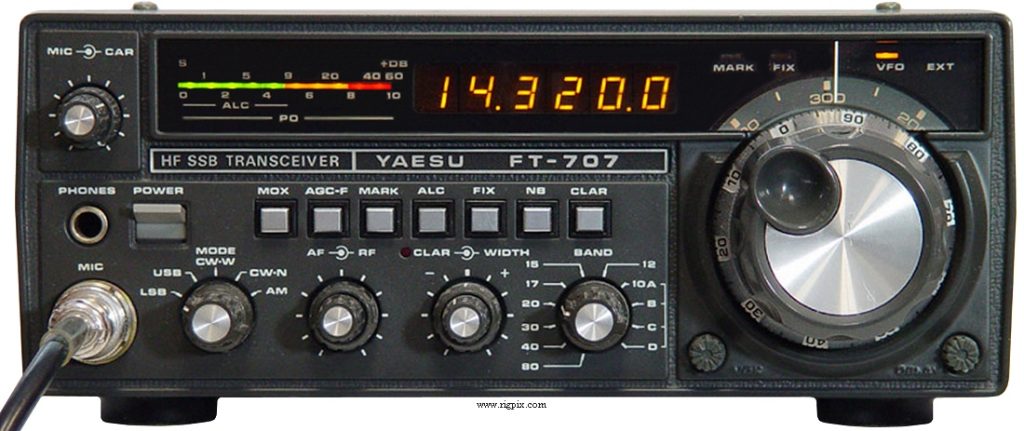 Yaesu FT-707 "Wayfarer" 

Bild Quelle RIGPIX.com